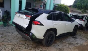 Toyota RAV4 2021 occasion d’Europe Douala complet