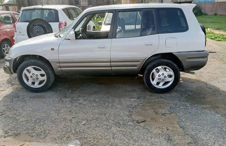 Vente voiture occasion Douala complet