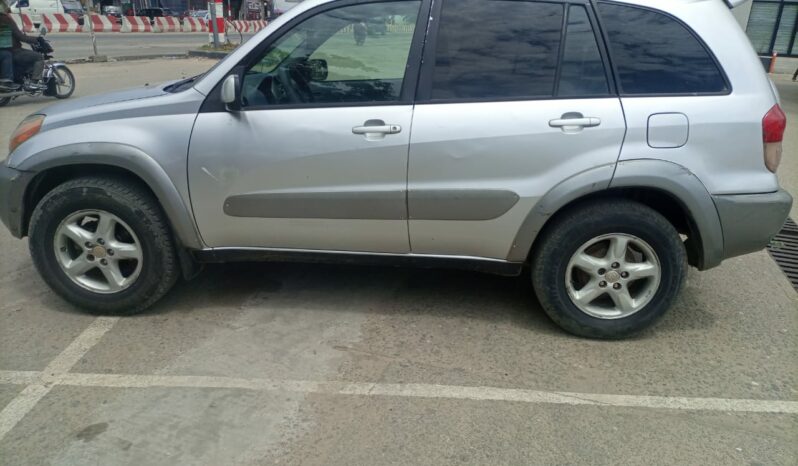 Toyota Rav4 2002 occasion Douala complet