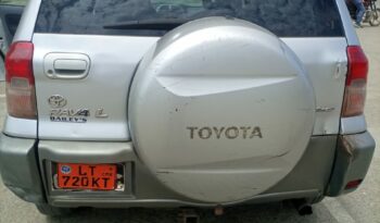 Toyota Rav4 2002 occasion Douala complet