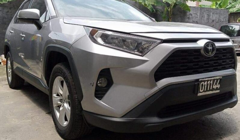 Toyota Rav4 2020 occasion Douala complet