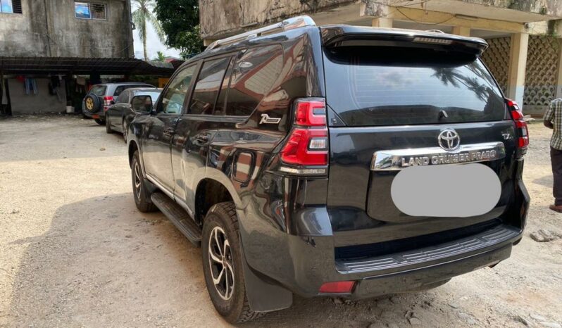 Toyota Prado Land Cruiser 2011 à vendre Douala complet