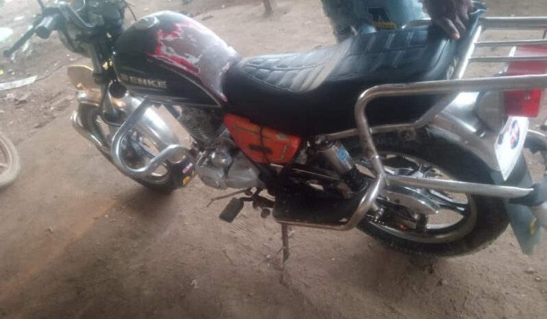 Moto Senke occasion à vendre Douala complet